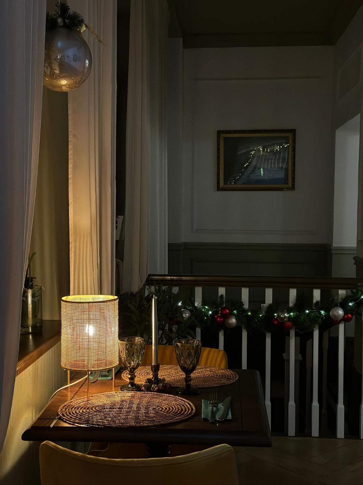 Hotel La Fontaine à Hunedoara Extérieur photo